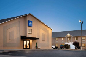 Гостиница Baymont Inn & Suites Dexter  Декстер